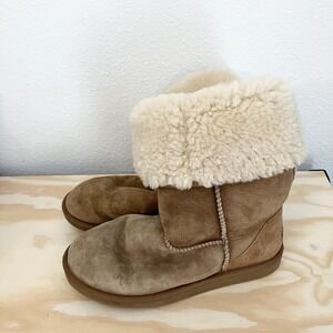 UGG Australia Boots Womens Size 8 Brown Classic Tall 5815 Sheepskin‎ Fur Lined